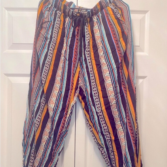 GEO PRINT DRAWSTRING WAIST PANTS - Picture 2 of 2